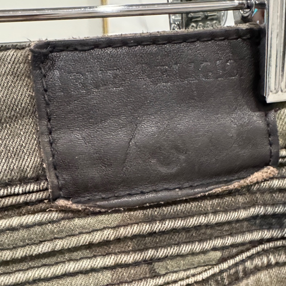 True Religion Green and Black Cargo Pants - Picture 7 of 10